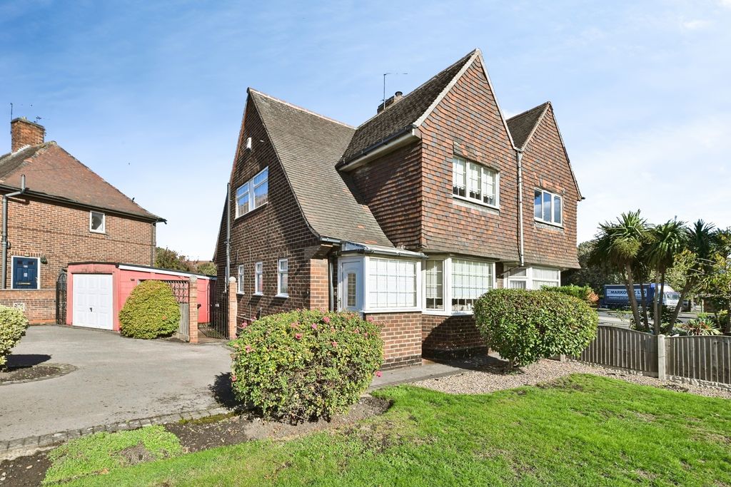 Property photo 1 of 16 Pbox-Img.Jpg