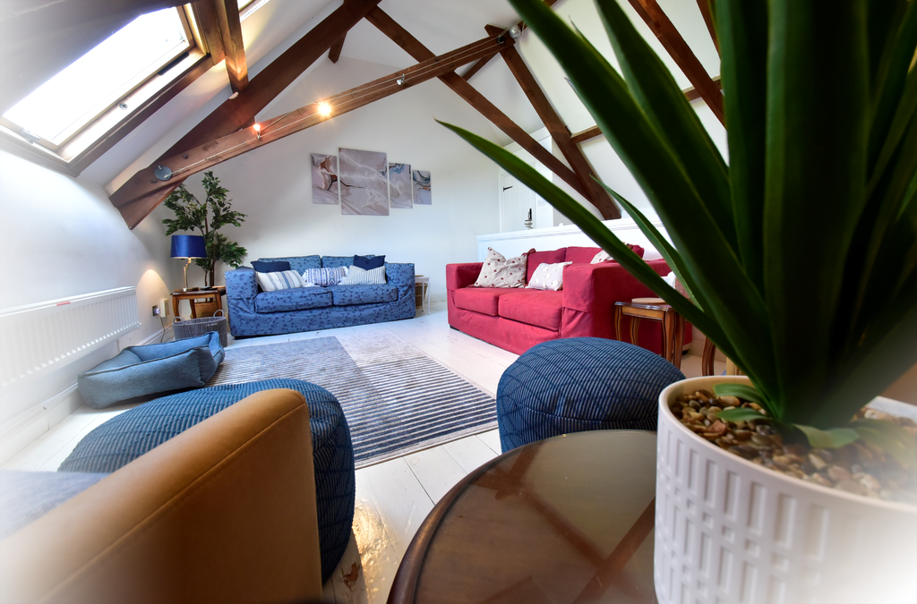 Property photo 2 of 21