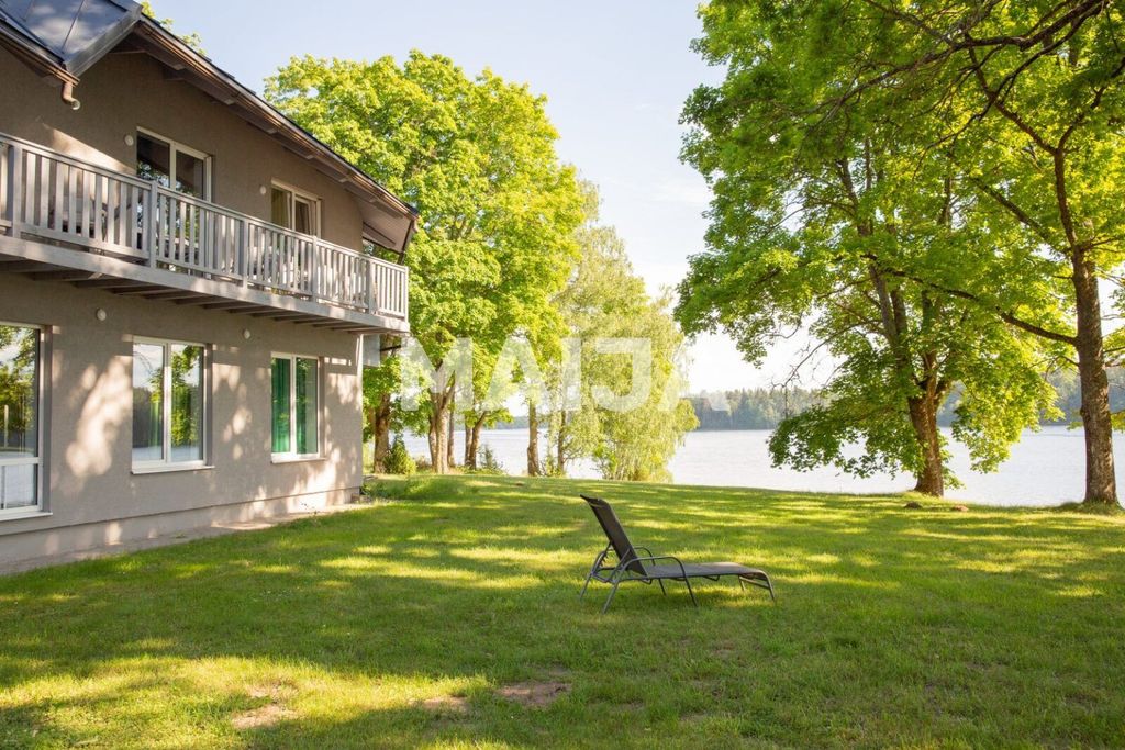 Property photo 1 of 29