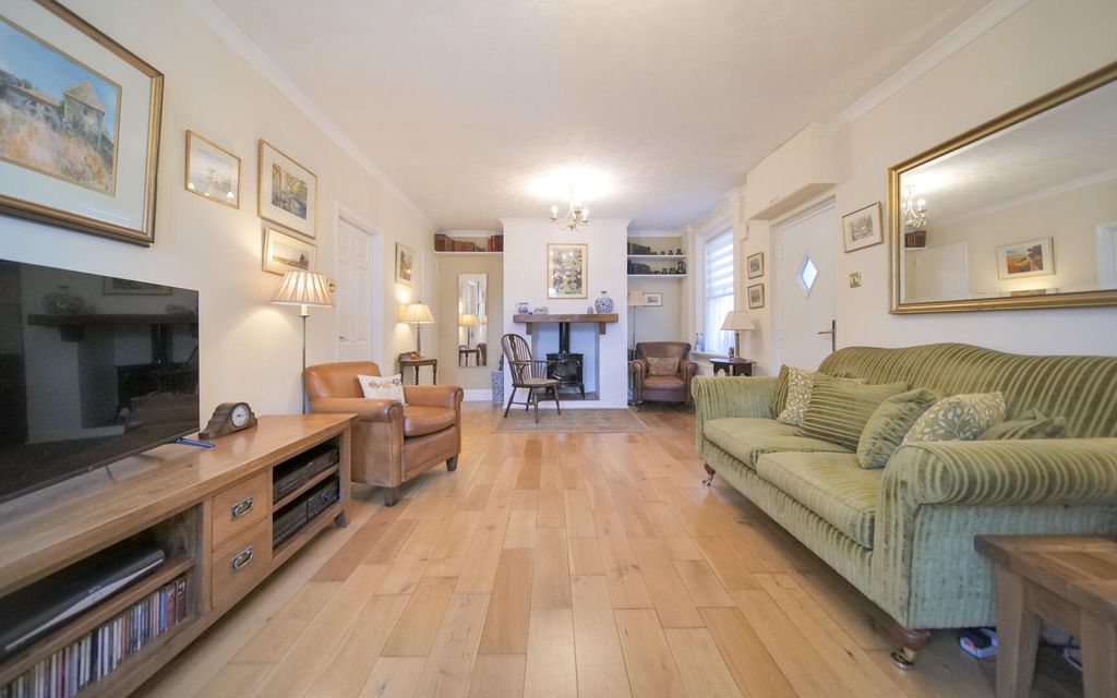 Property photo 2 of 16 Living Room