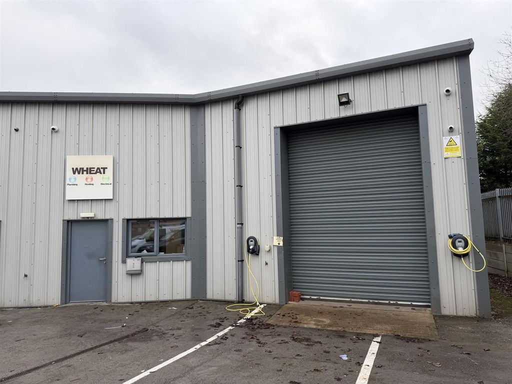 Property photo 1 of 6