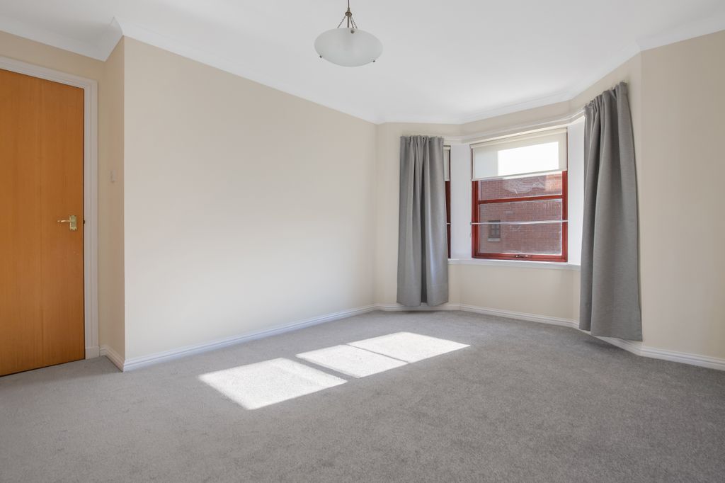 Property photo 3 of 26