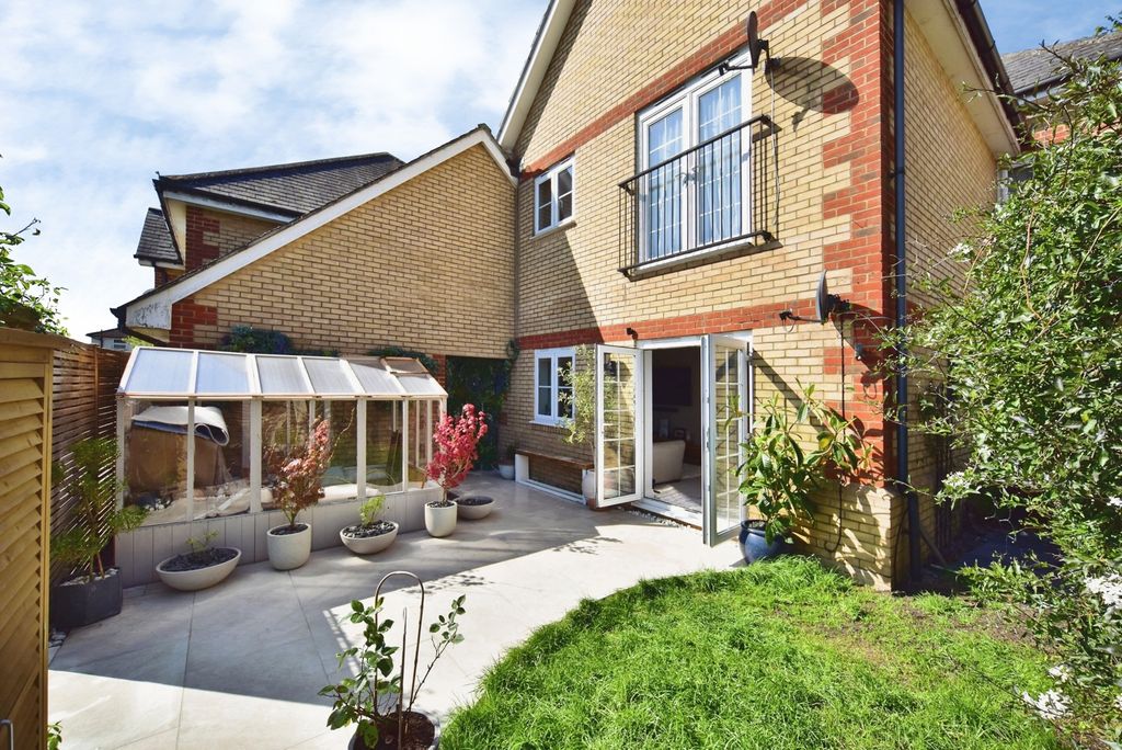 Property photo 3 of 14 Pbox-Img.Jpg