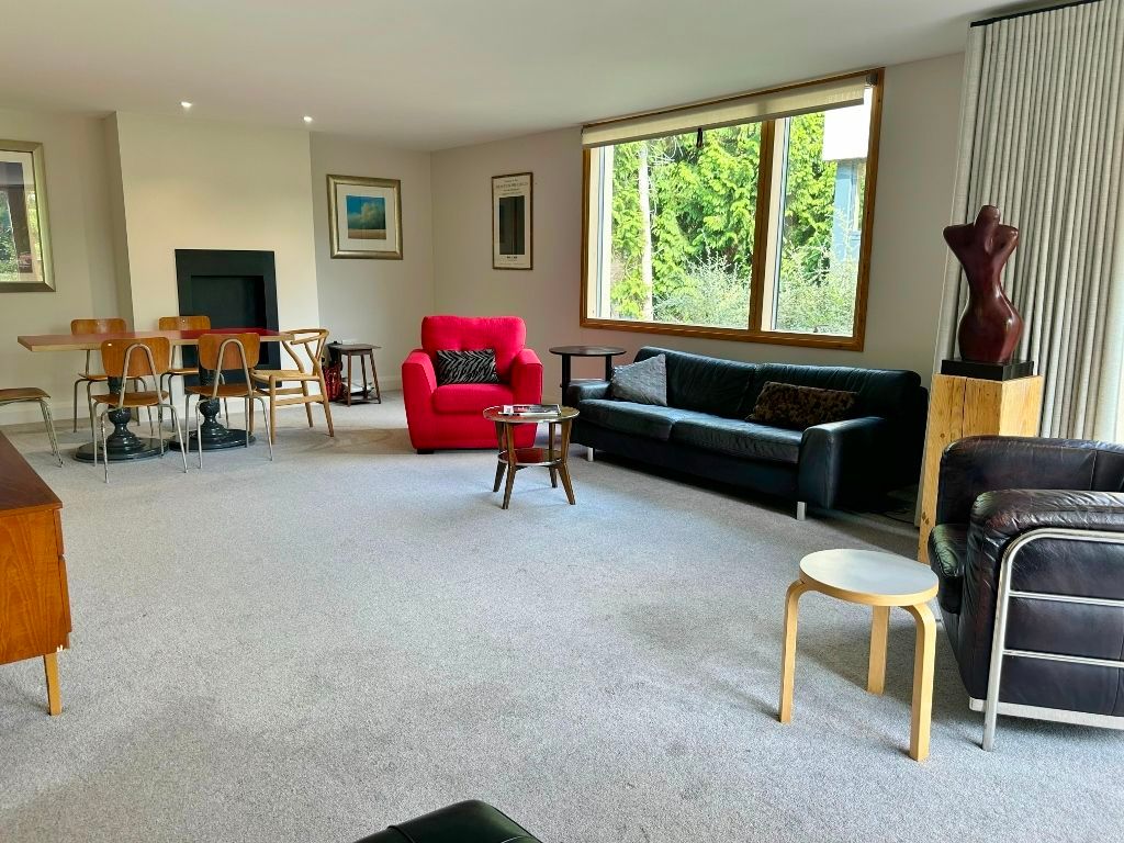 Property photo 3 of 21