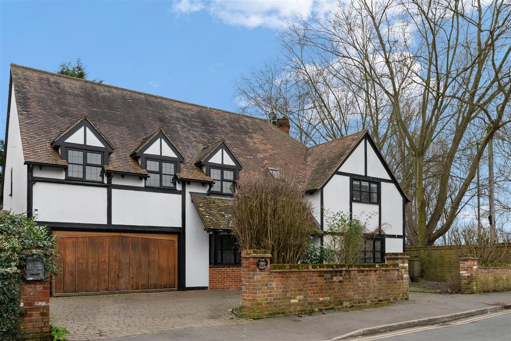 Property photo 1 of 14 Front..Jpg