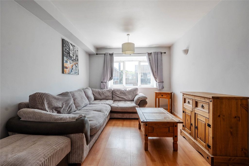 Property photo 1 of 6 Picture No. 05