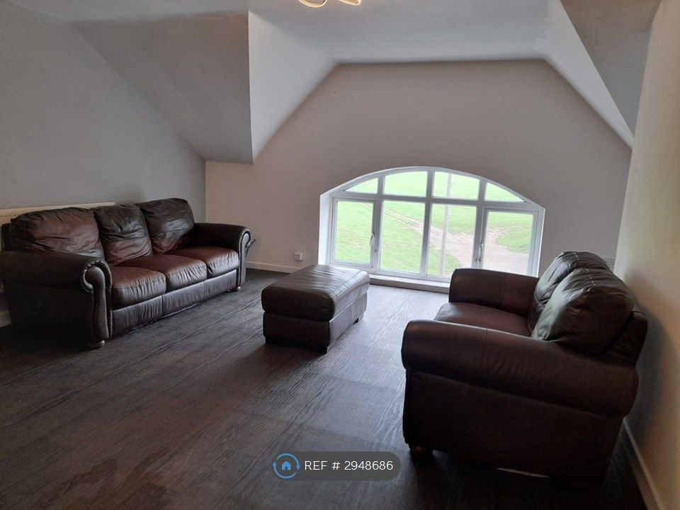 Property photo 2 of 9 Sitting Room