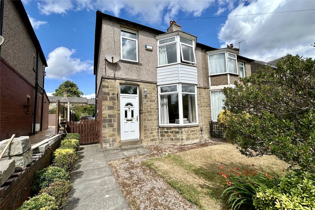 Property photo 1 of 19 Front