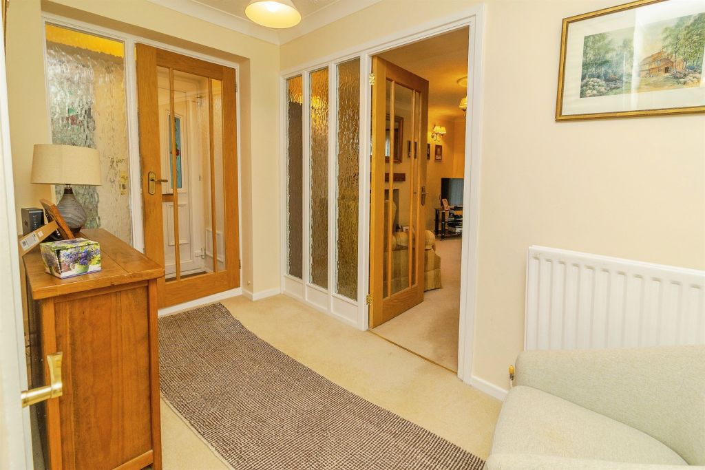 Property photo 3 of 18