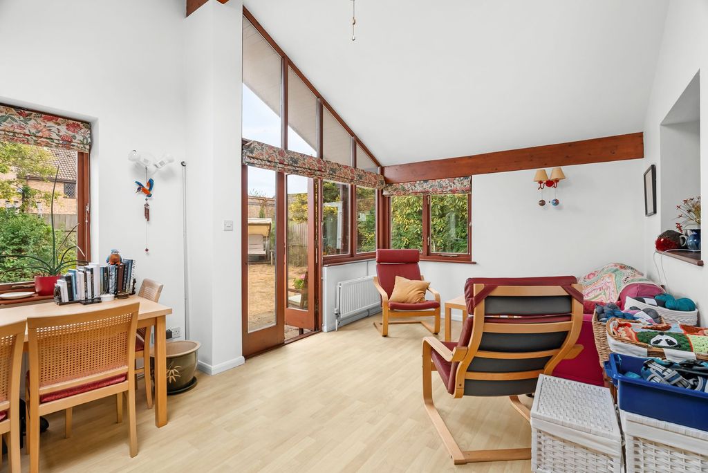 Property photo 2 of 19
