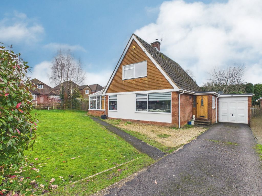 Property photo 1 of 16 Front.Jpeg