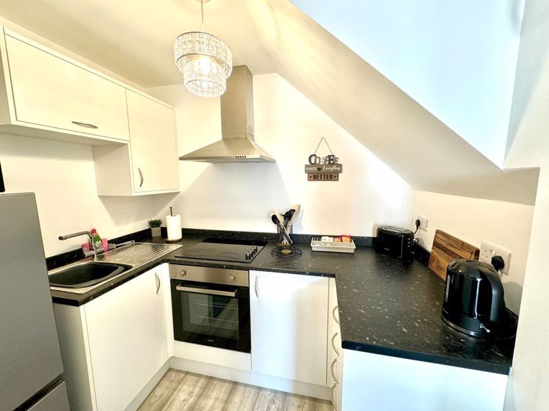 Property photo 3 of 8 Kitchen