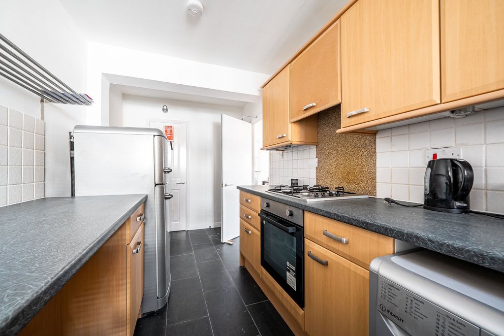 Property photo 1 of 13 Picture No. 02