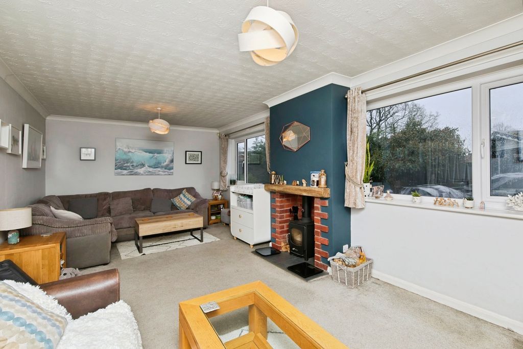 Property photo 2 of 27 Pbox-Img.Jpg