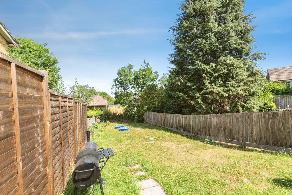 Property photo 2 of 11 Pbox-Img.Jpg