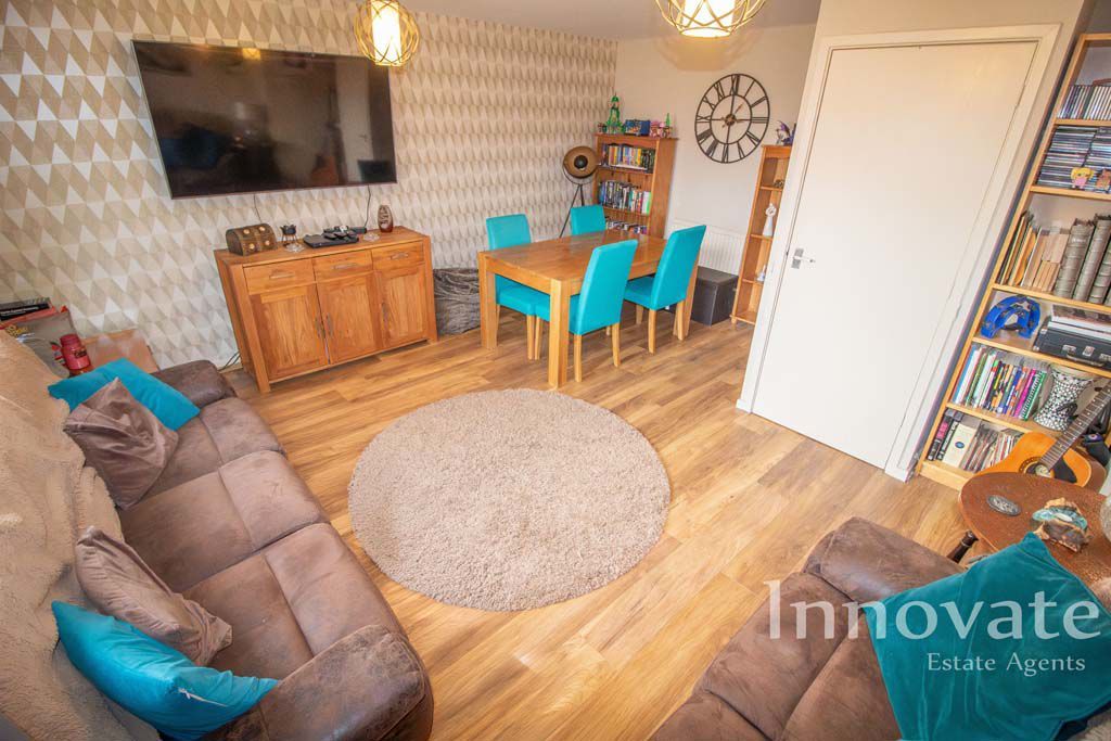 Property photo 2 of 14 Photo 6