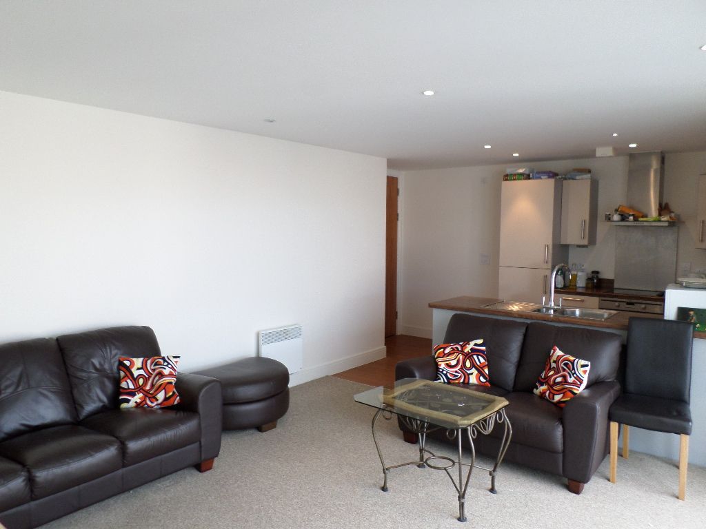 Property photo 3 of 7 Dining Room