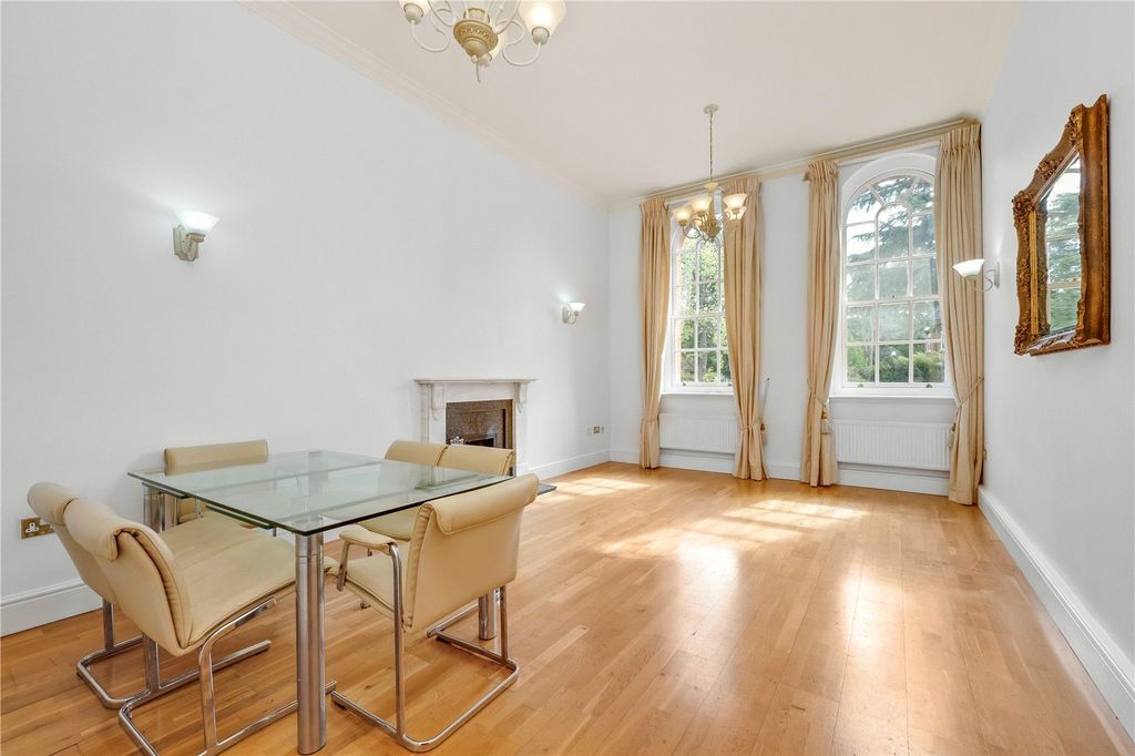 Property photo 2 of 12 Picture No. 20