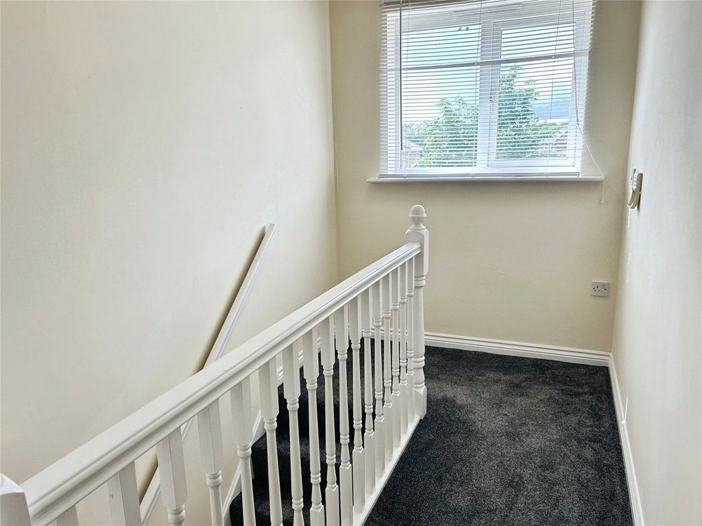 Property photo 2 of 12 Picture No. 03