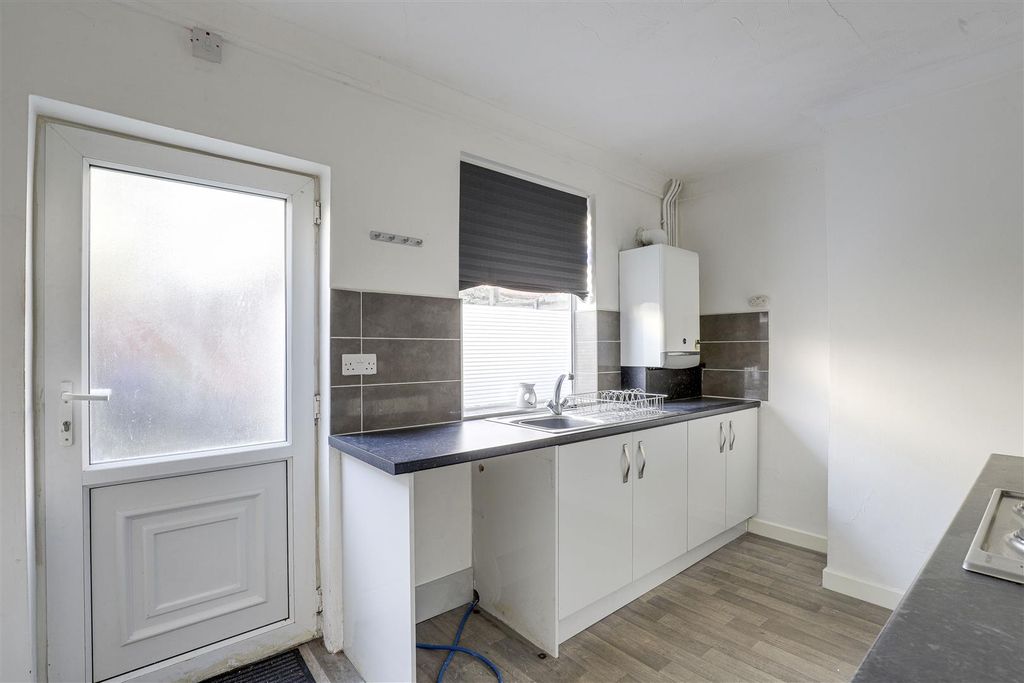 Property photo 3 of 10 17843.Jpg