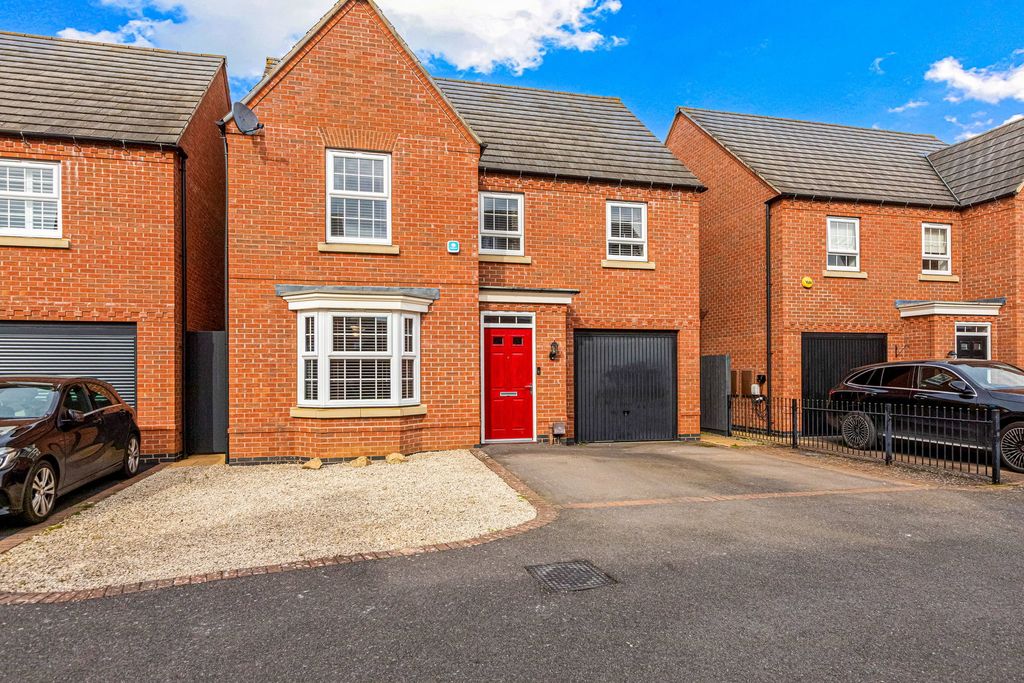 Property photo 1 of 30