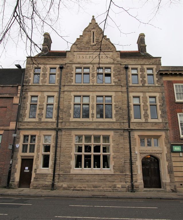 Property photo 1 of 9 St Peters Street