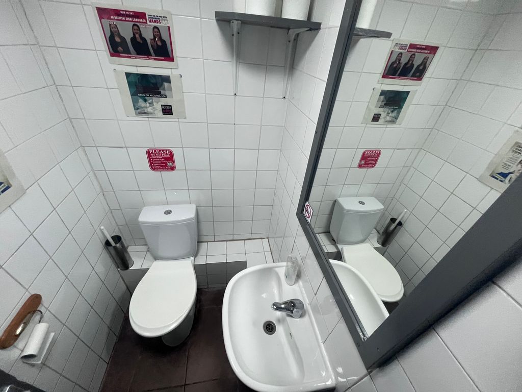 Property photo 2 of 5
