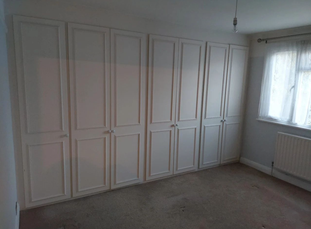 Property photo 2 of 13