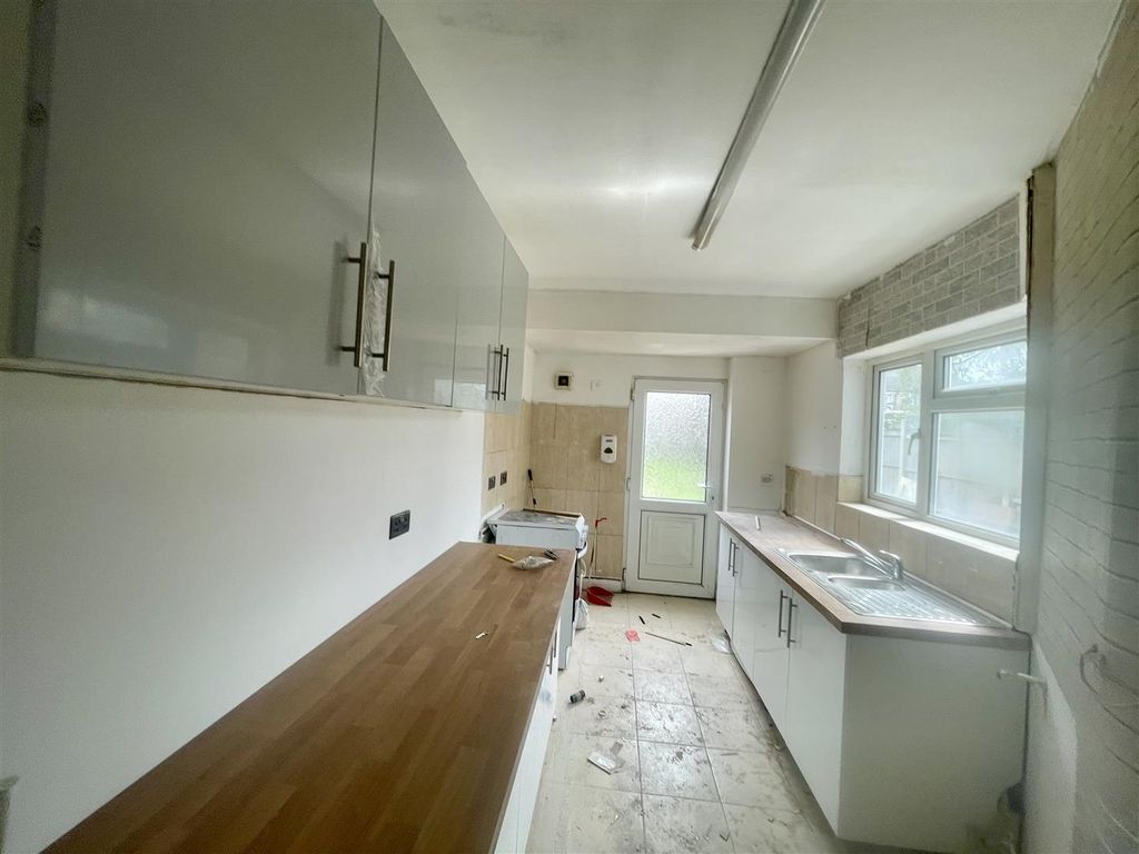 Property photo 3 of 14 Img_9376 (1).Jpg