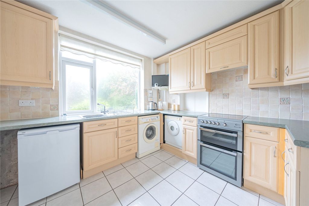 Property photo 2 of 13 Picture No. 09