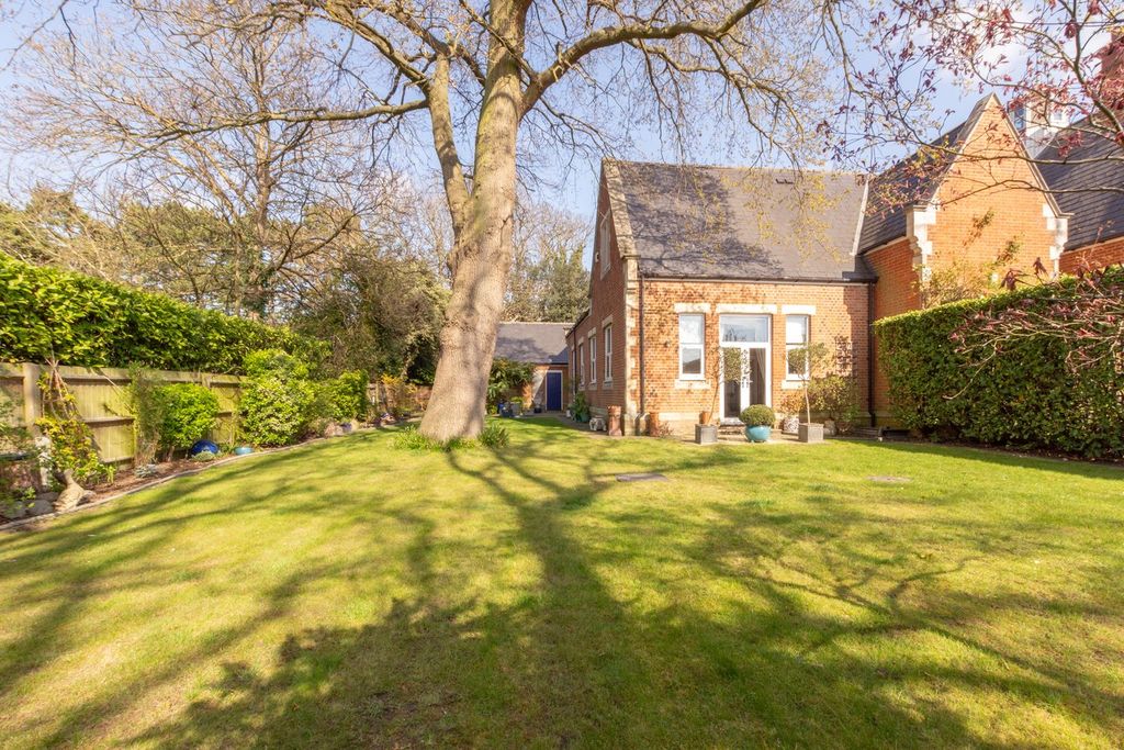 Property photo 3 of 23