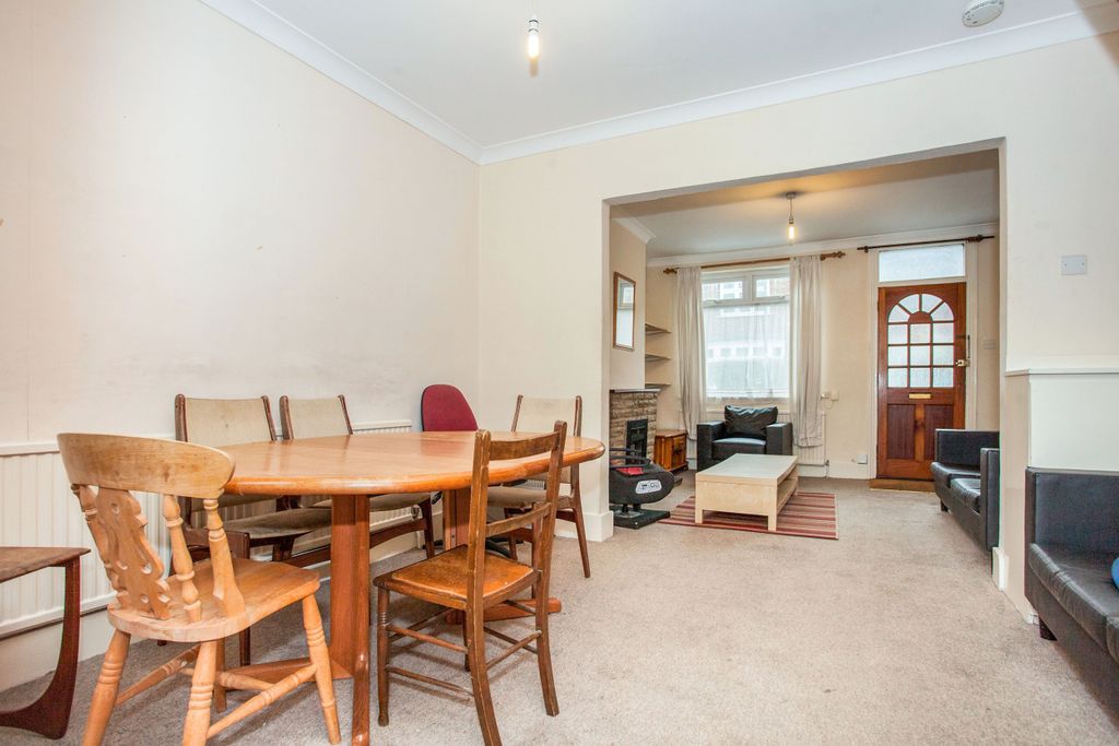 Property photo 3 of 18 d87E2056-Bf4A-42B5-8