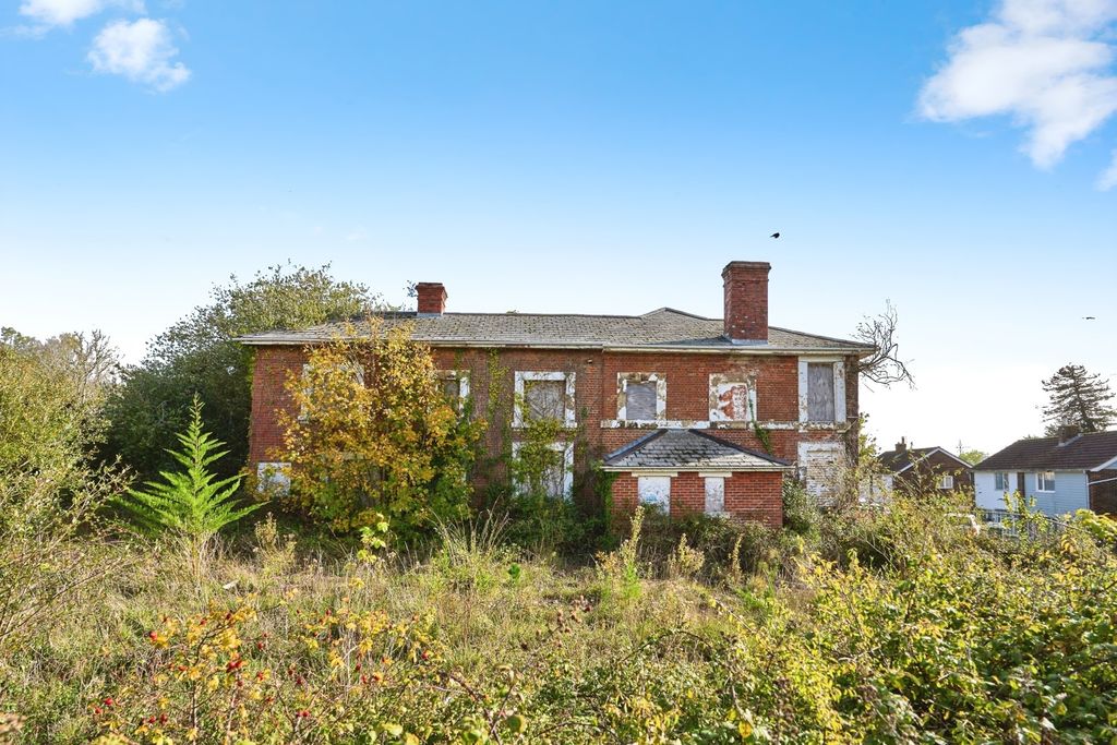 Property photo 3 of 13 Land