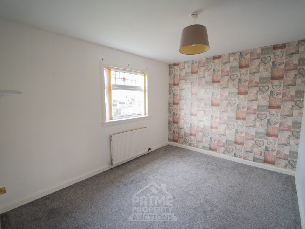 Property photo 2 of 40