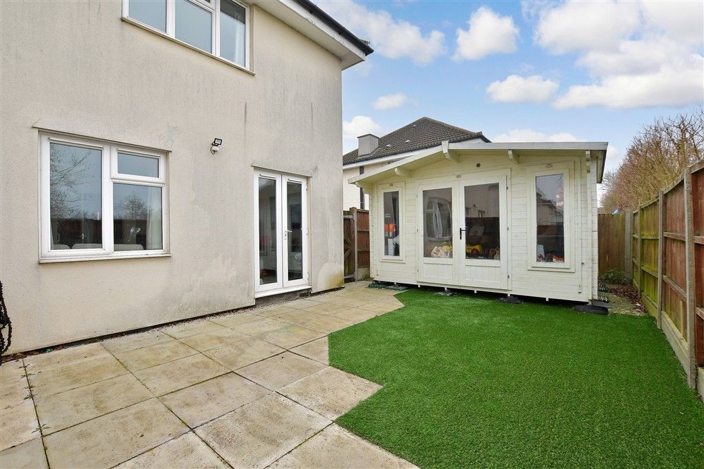 Property photo 2 of 11 Rear Garden