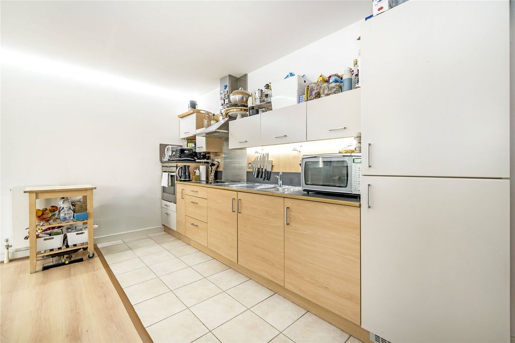 Property photo 2 of 6 Picture No. 06