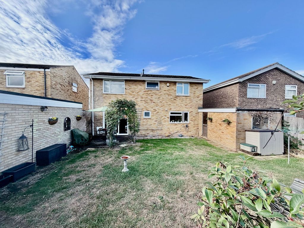 Property photo 2 of 21