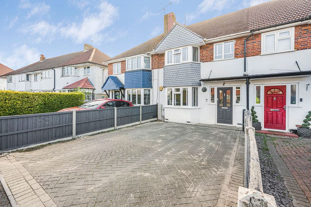 Property photo 1 of 12