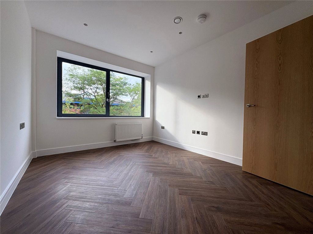 Property photo 2 of 4 Picture No. 02