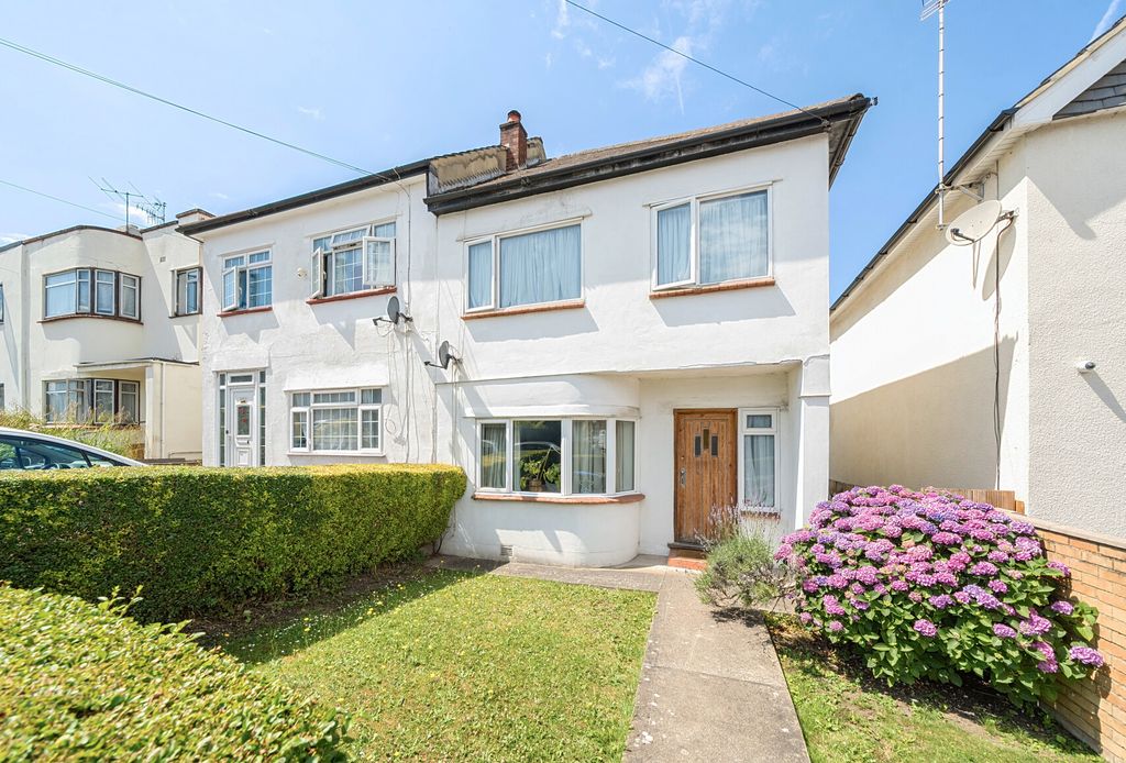 Property photo 3 of 8 1315234-13-685E91...