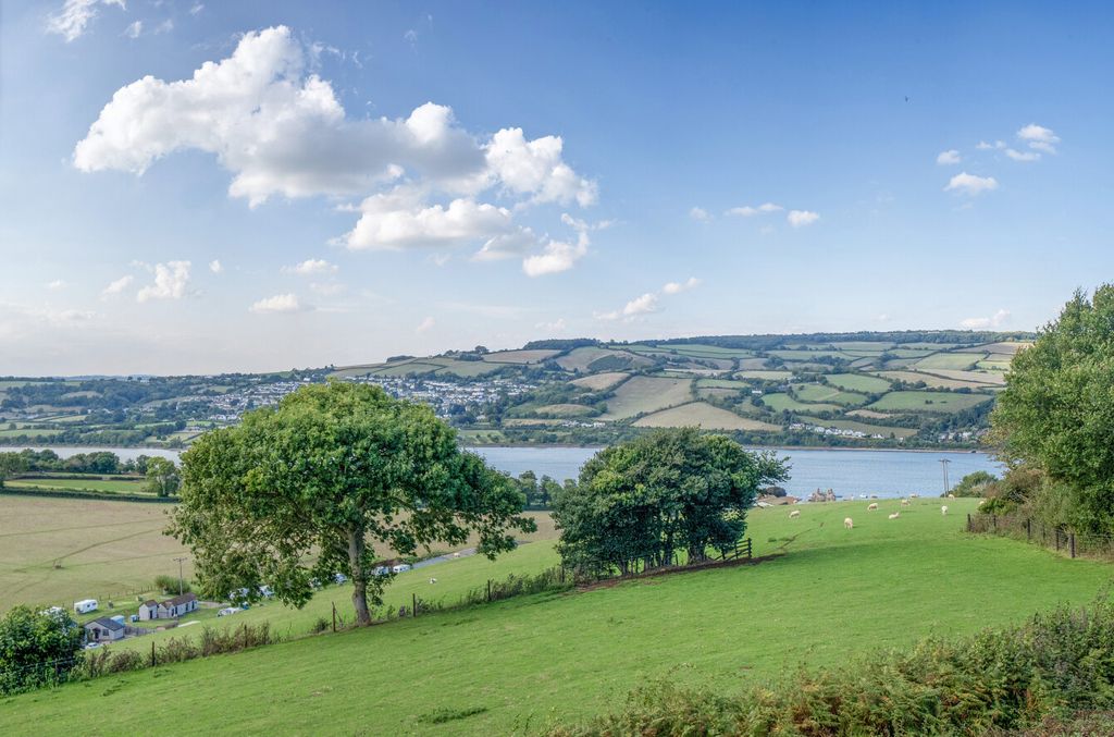 Property photo 2 of 30 1347648-20-68B86B...