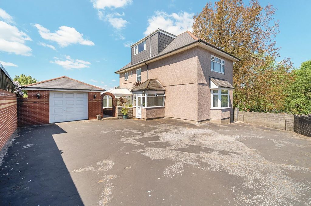 Property photo 1 of 24 1-6819Fef52Ed27-1286516-Arw-1-1.Jpg