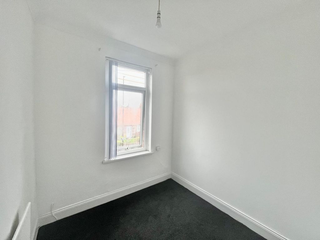 Property photo 3 of 9 Whatsapp Image 2026-10-13 At 10.23.17 (2)