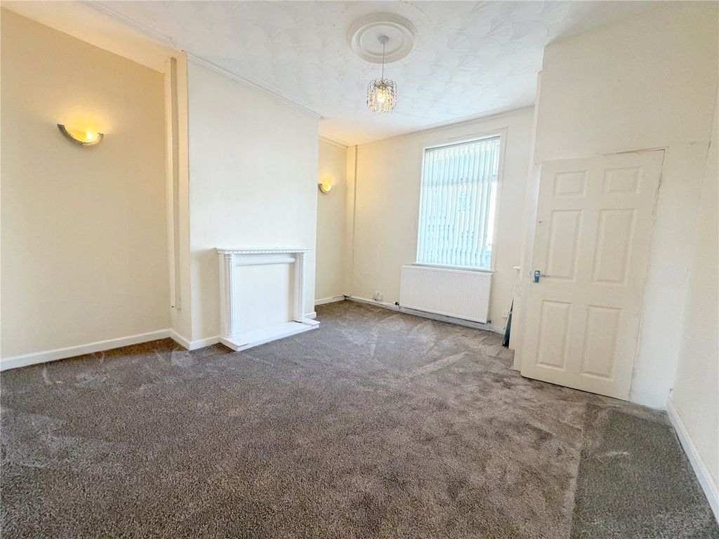 Property photo 2 of 12 Picture No. 03