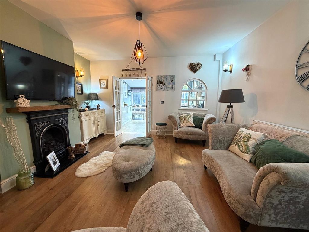 Property photo 3 of 34 c7.Jpeg