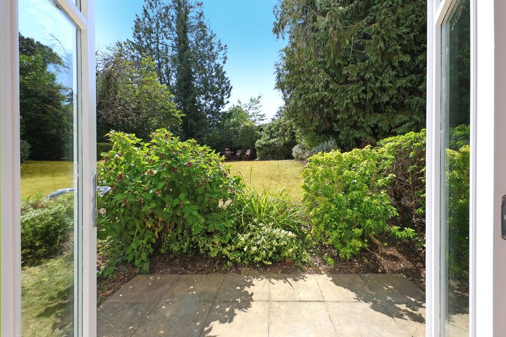 Property photo 3 of 24 Picture No. 18