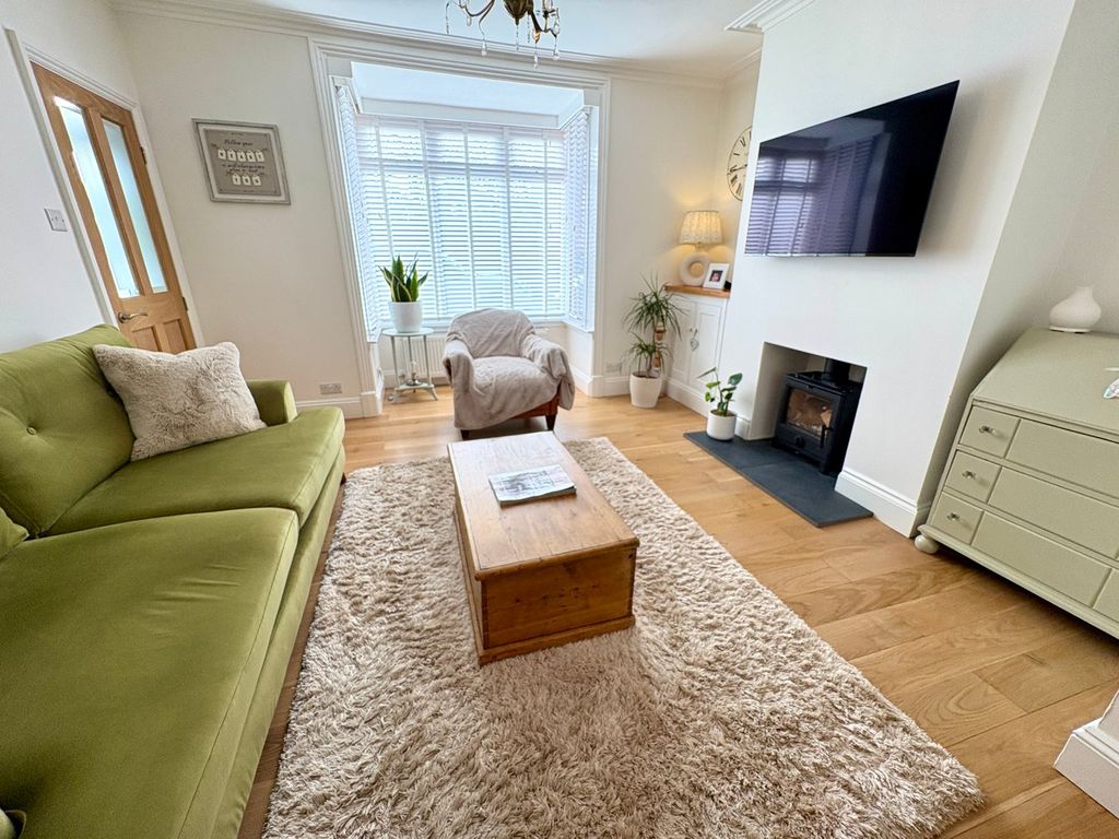 Property photo 2 of 13