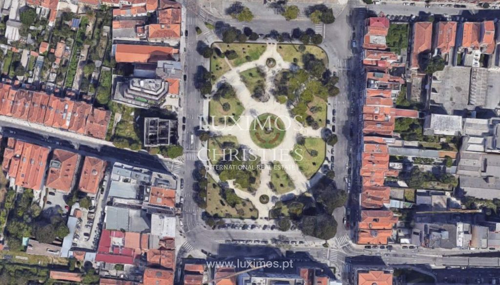 Property photo 1 of 3