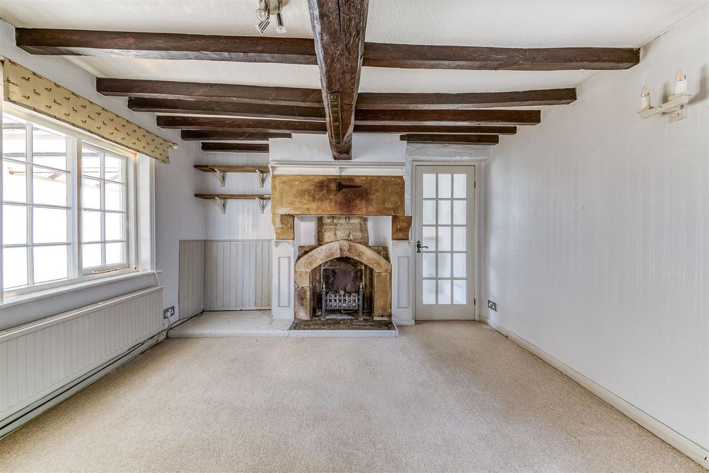 Property photo 3 of 35