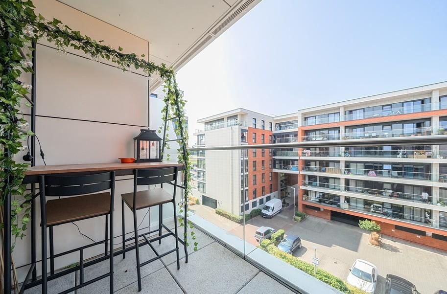 Property photo 3 of 10 Balcony